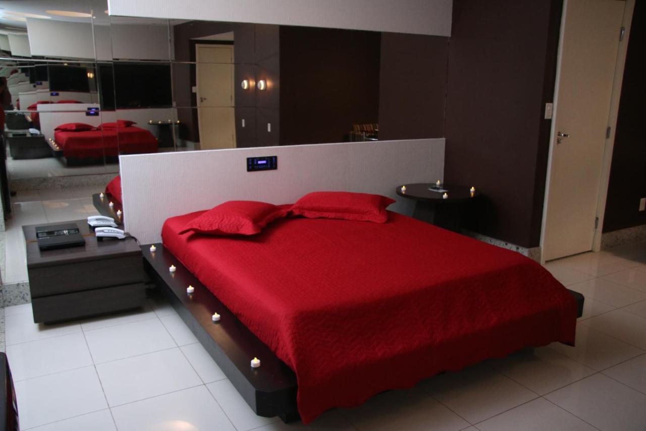 Hollywood Love hotel